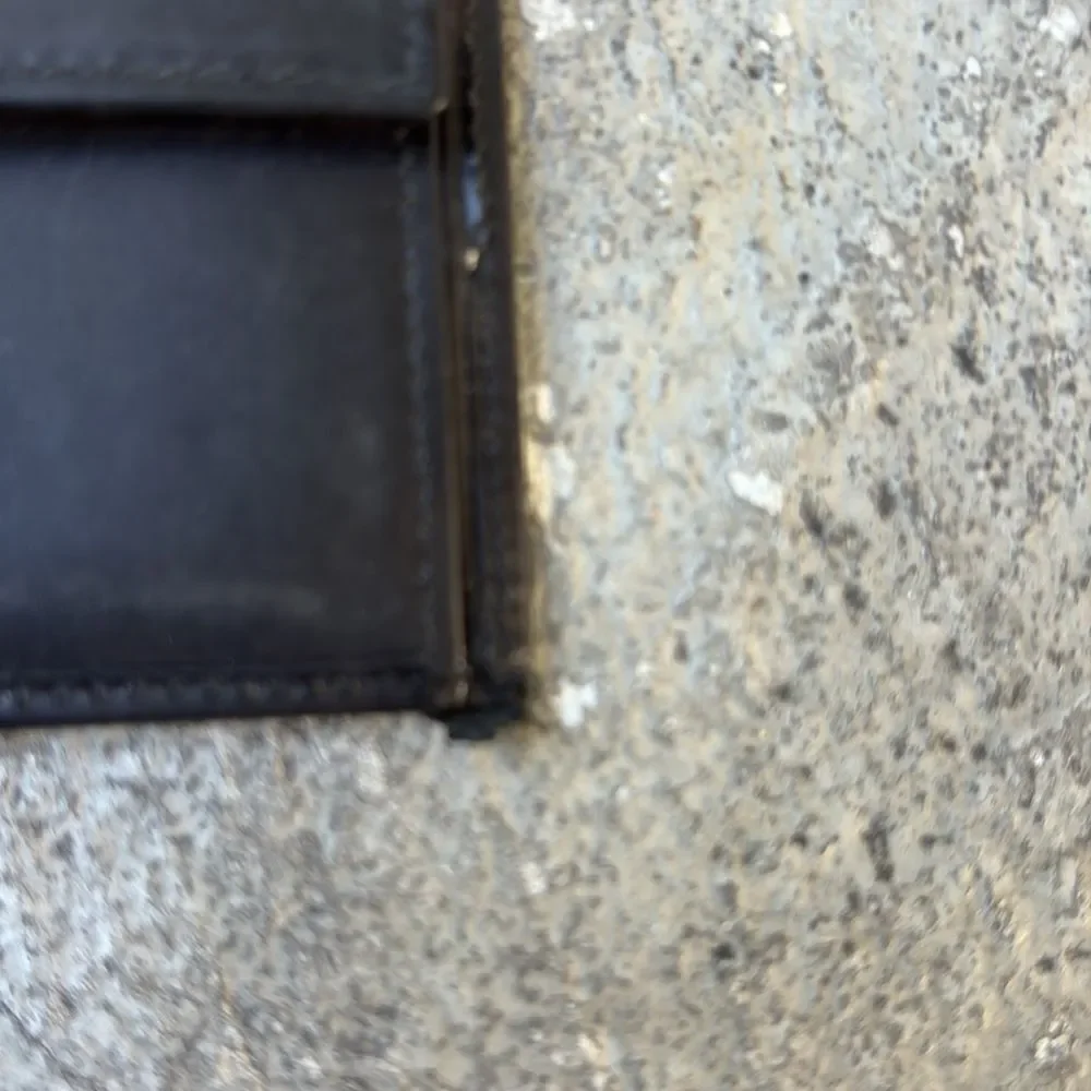 Bvlgari men’s bi fold wallet